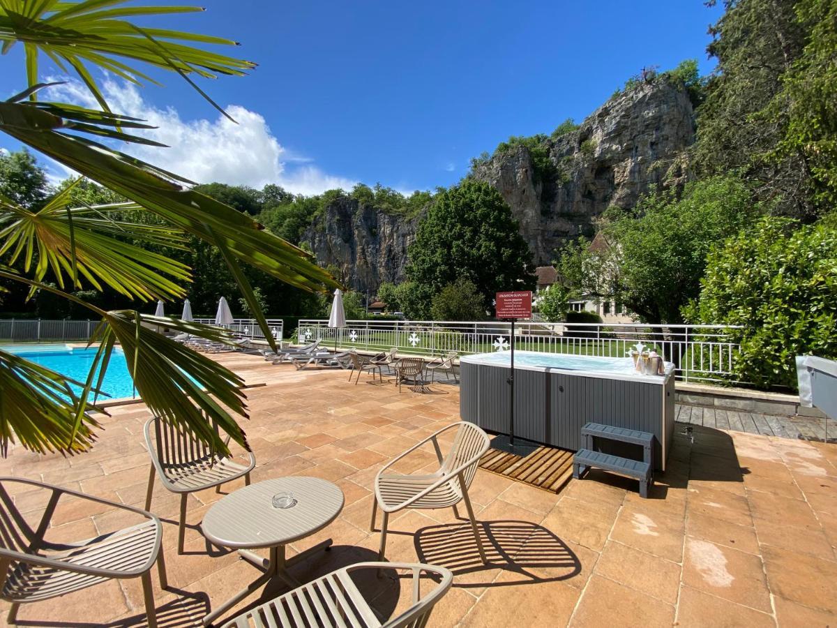 Logis Hotels - Hotel Restaurant Domaine Les Falaises 마텔 외부 사진