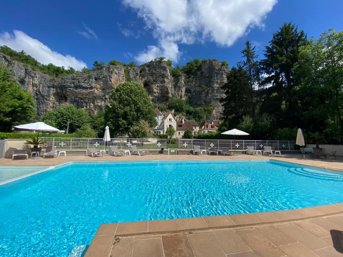 Logis Hotels - Hotel Restaurant Domaine Les Falaises 마텔 외부 사진