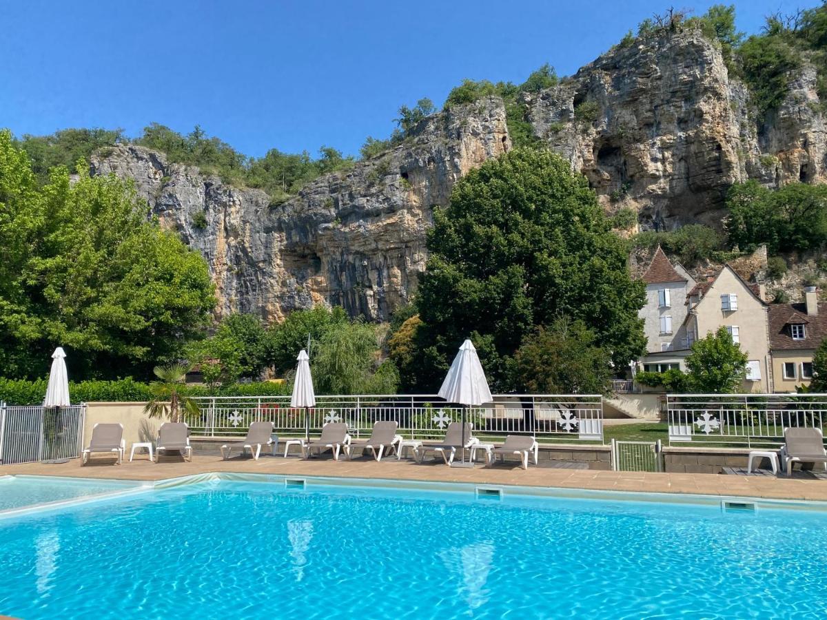 Logis Hotels - Hotel Restaurant Domaine Les Falaises 마텔 외부 사진
