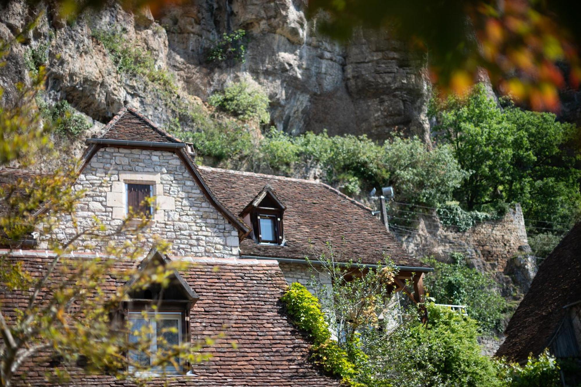 Logis Hotels - Hotel Restaurant Domaine Les Falaises 마텔 객실 사진