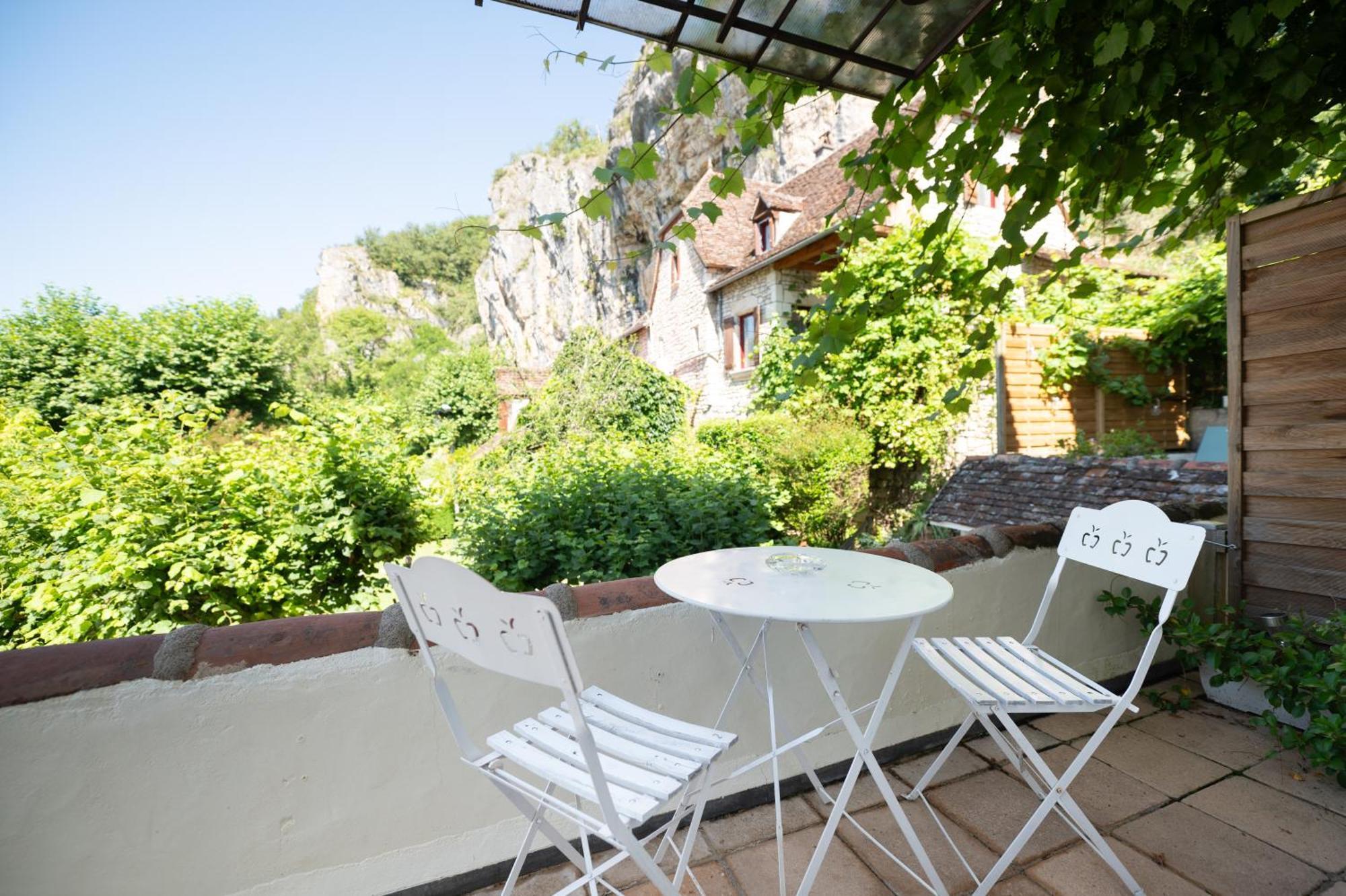 Logis Hotels - Hotel Restaurant Domaine Les Falaises 마텔 객실 사진